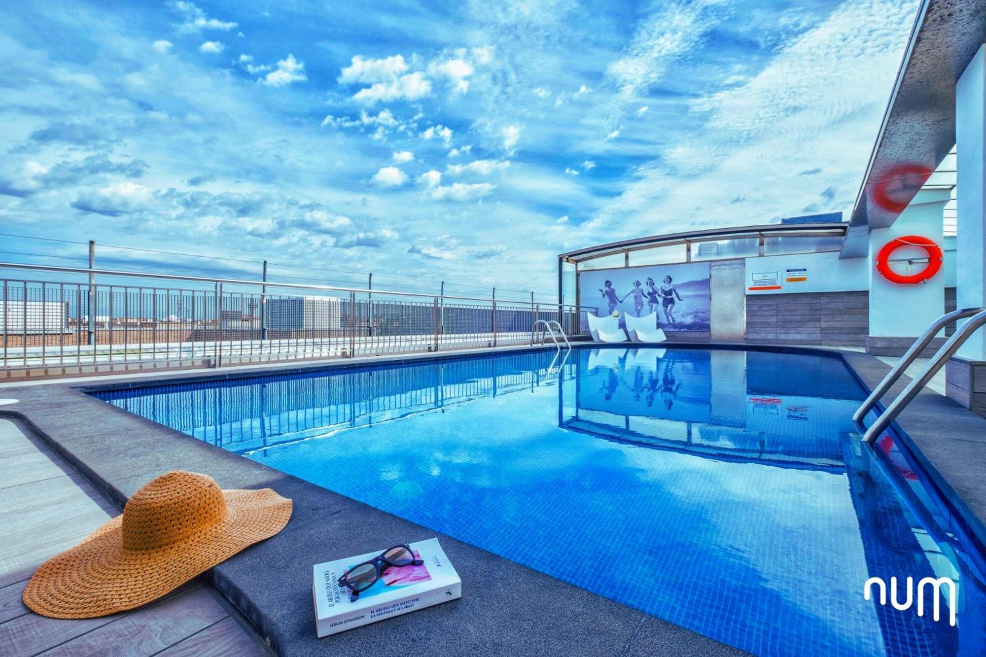 Num Hotel